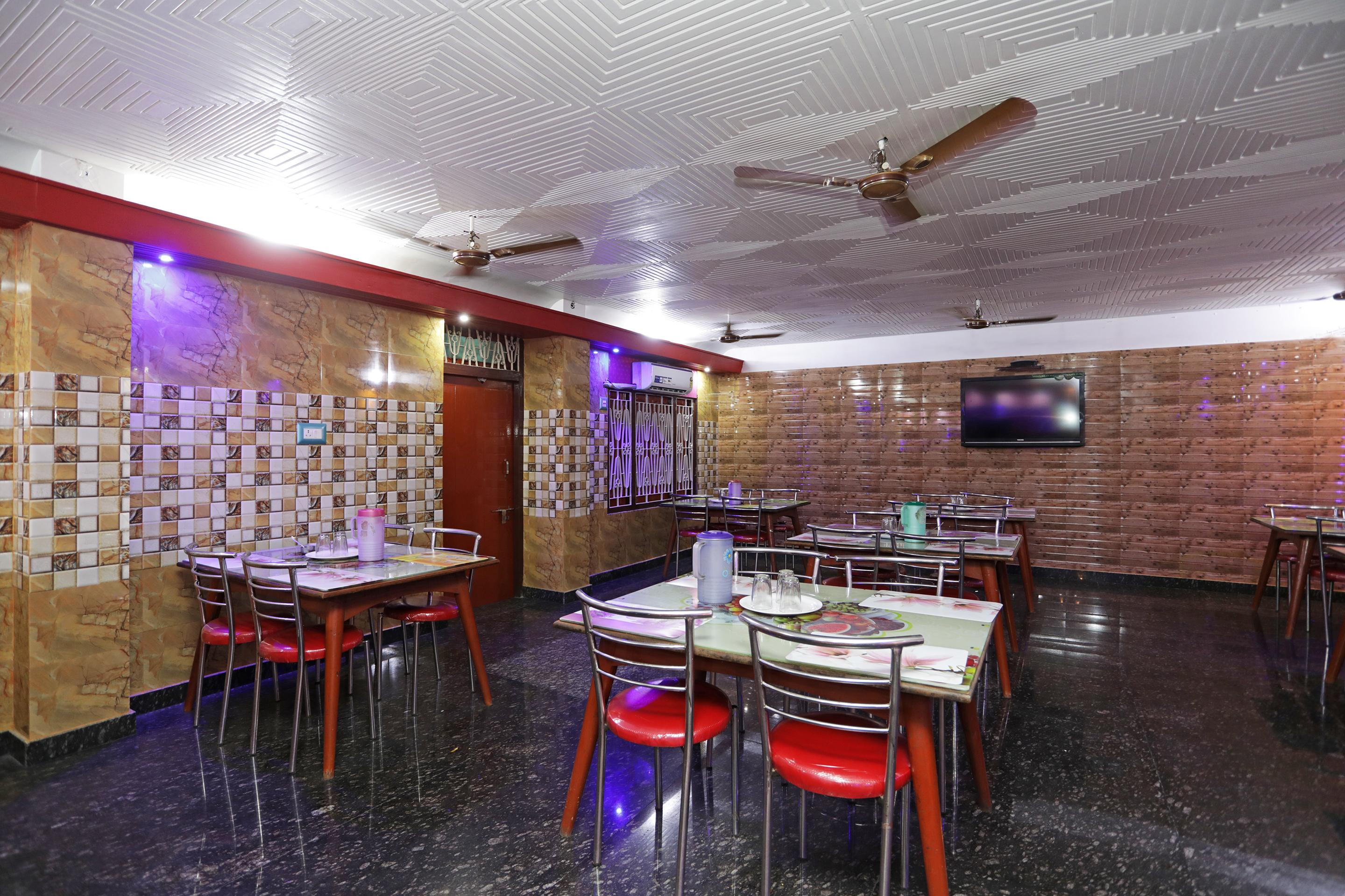 Collection O Hotel New Jasmine Urali Exterior photo